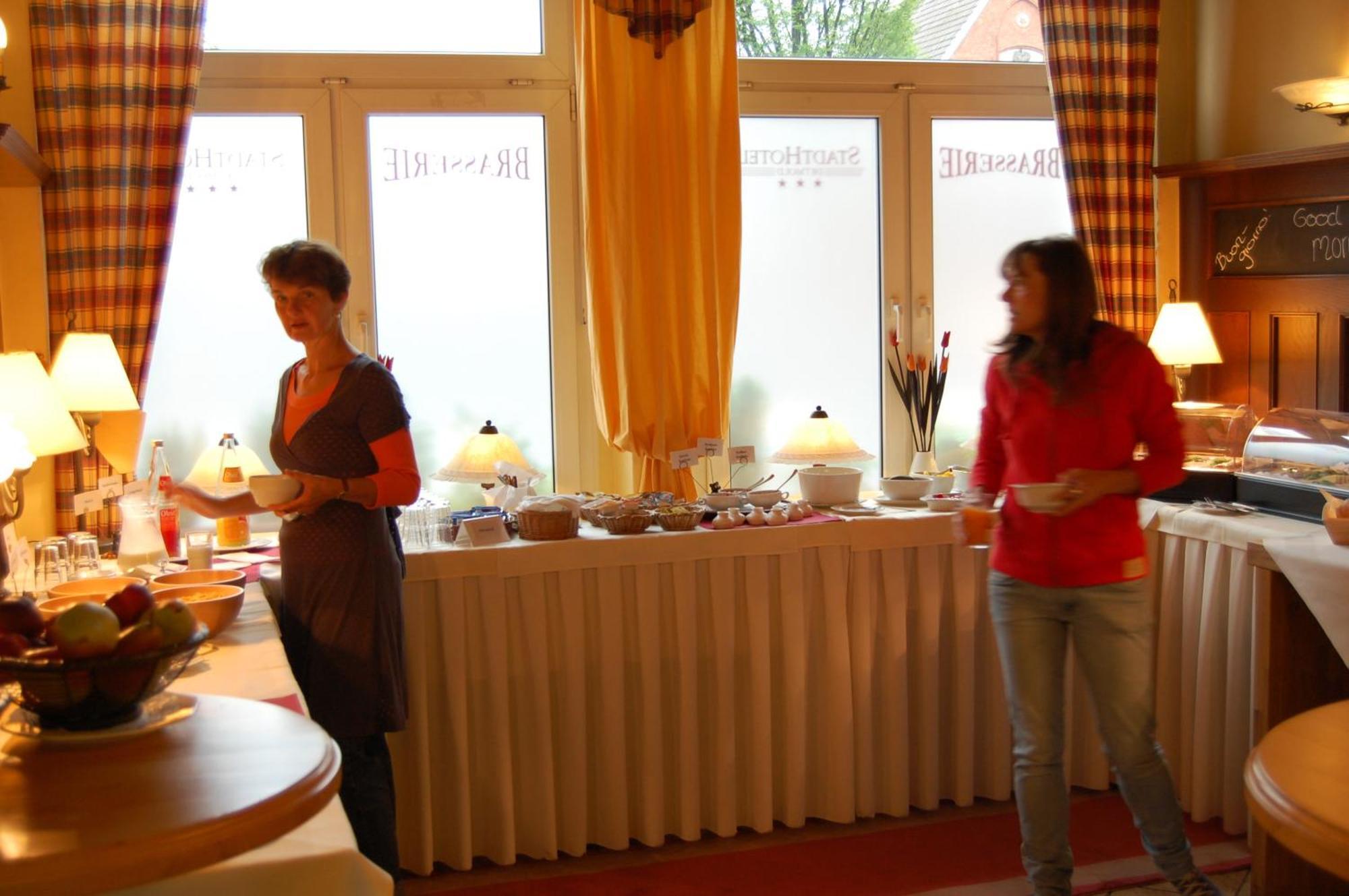 Stadthotel Detmold Eksteriør billede